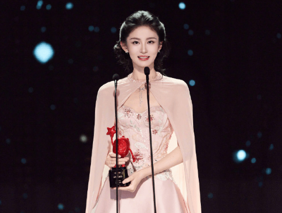 于正复兴赵晴瘦成“纸片东谈主”:她每天清爽超六小时